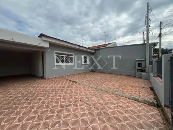 Casa à venda com 02 dormitórios, 01 banheiros, Terreno de 300m² no Cidade Jardim || Americana-SP