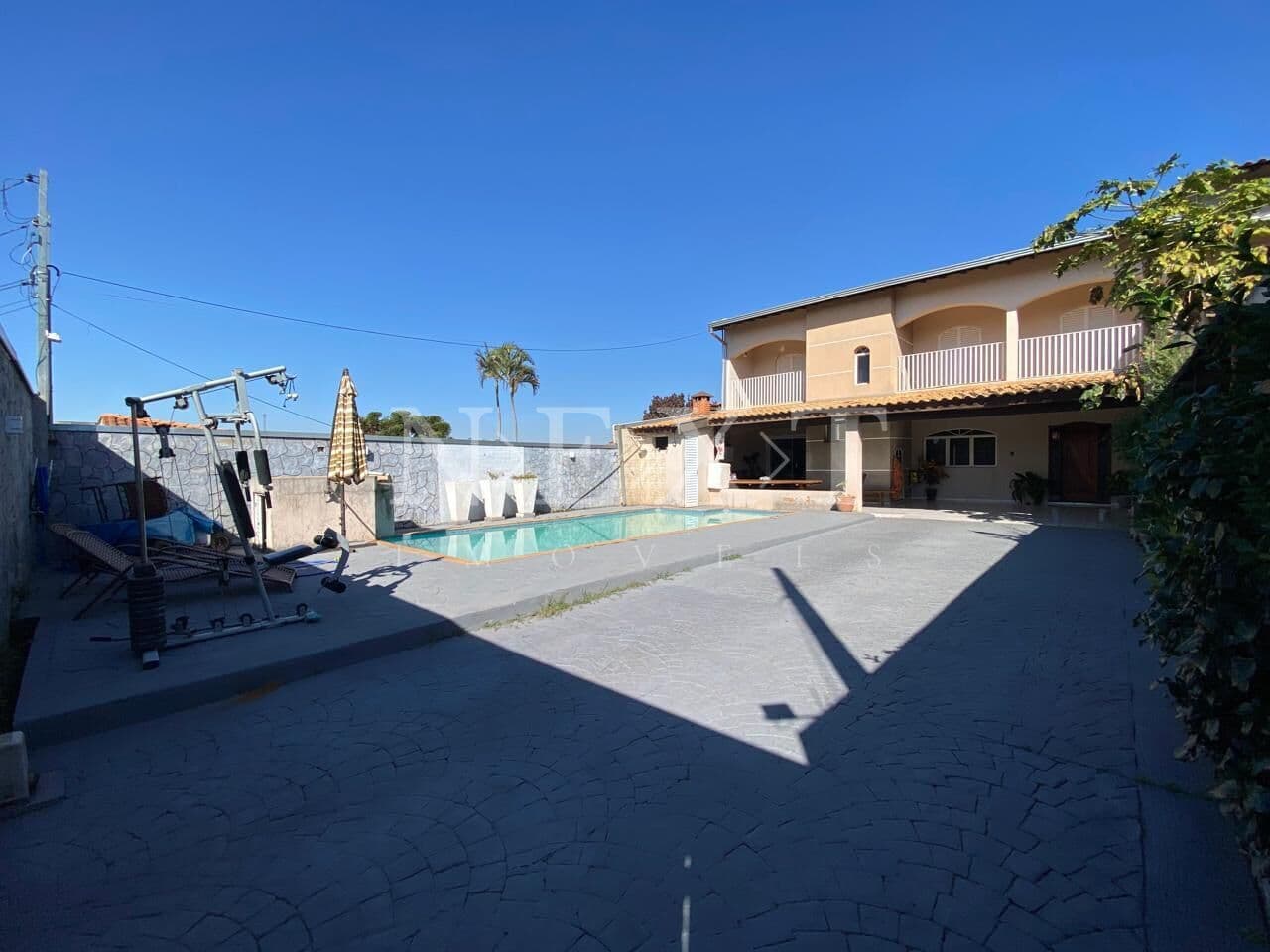 Casa à venda com piscina, 3 dormitórios, sendo 1 suíte no Werner Plaas em Americana - SP