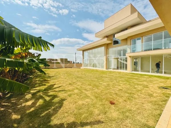 Casa à venda com 05 suítes no Condomínio Phillipson Park em Americana-SP