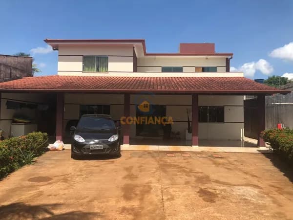 Casa de 05 quartos sendo 03 Suítes com Energia Solar no Igarapé