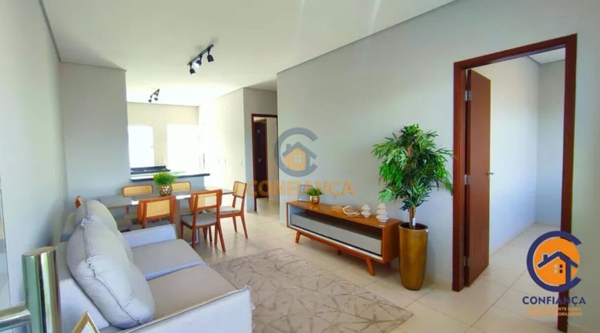 Seu novo lar te espera no Terra Brasil!
🏠 São 3 quartos (sendo 1 suíte), sala espaçosa em dois ambientes, cozinha com armários planejados, banheiro social, área de serviço e um quintal amplo perfeito para reunir a família ou até montar aquele cant