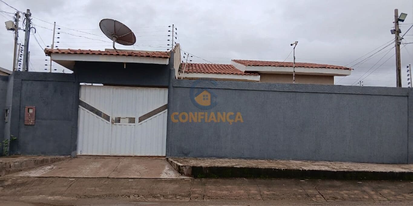 Casa no Cohab com 3 quartos (Não Financia)
