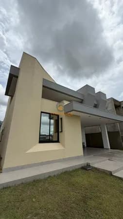 Casa Moderna com 3 Suítes, Escritório e Espaço Gourmet Climatizado com Piscina - Apto a Financiamento