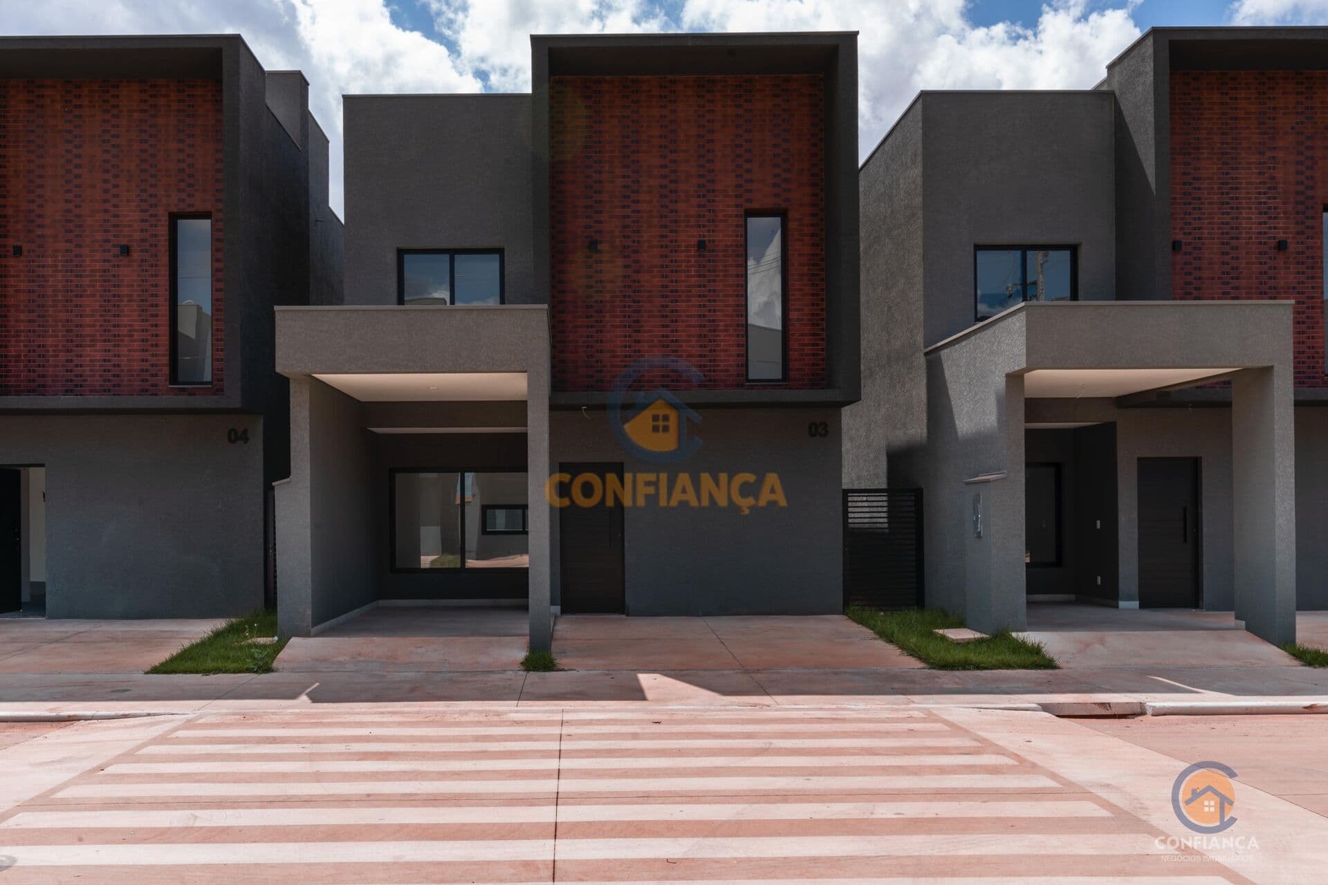 Condomínio Rei Arthur-Sobrado, 3 Quartos sendo 1 Suite , Apta Financiamento