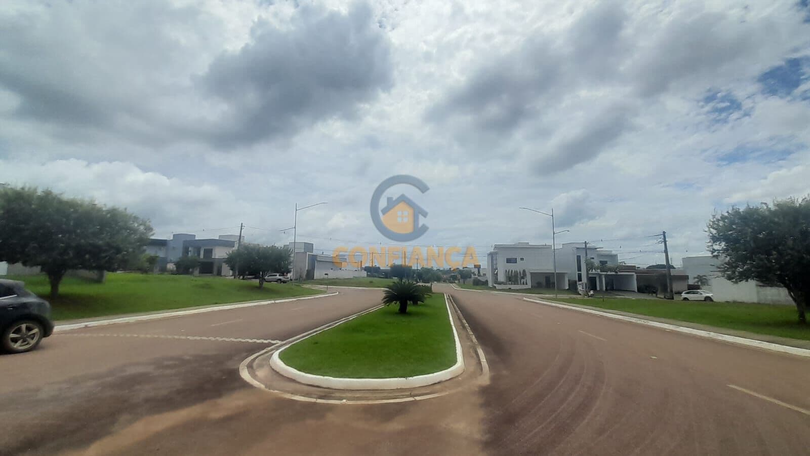 Terreno à Venda no Condomínio Verana - Apto a Financiamento