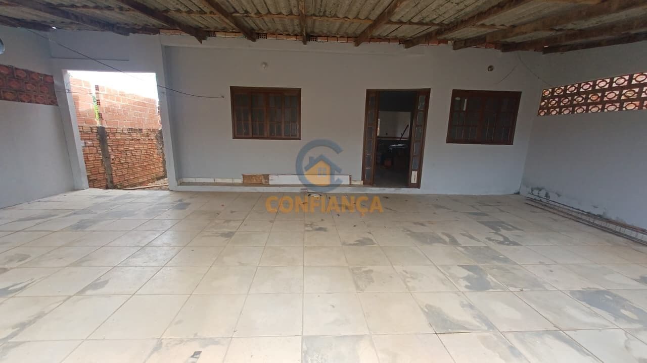 Casa no Cohab - 02 quartos sendo 01 Suíte - Não está Apta a Financiamento