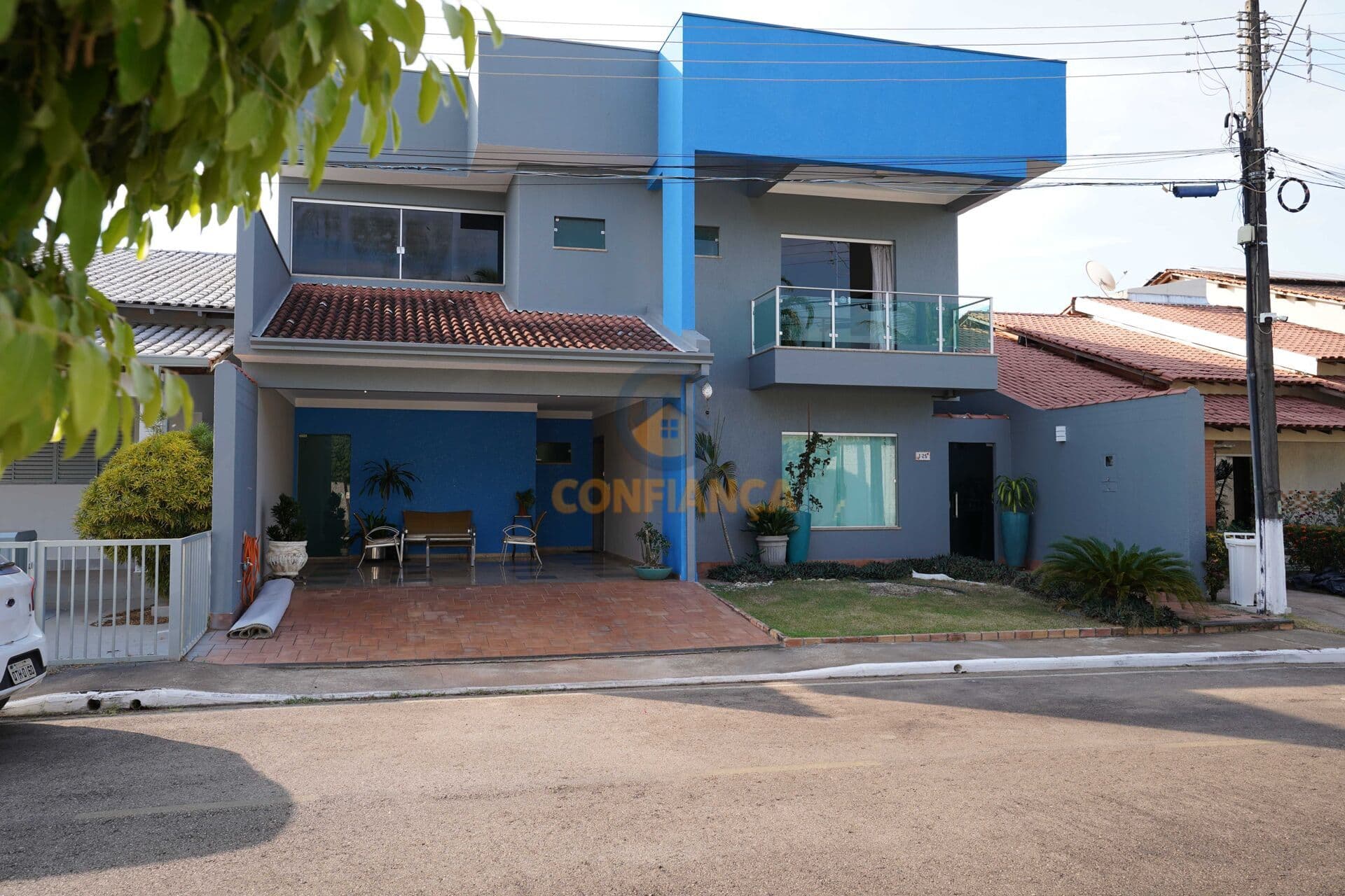 Residência no Condóminio Nova Alphaville projetada com Sofisticação em cada detalhe