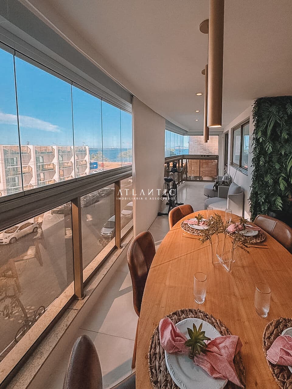 Ed. Parador - Na orla de Itaparica - Lazer Clube - Apartamento frente para rua, Vista mar