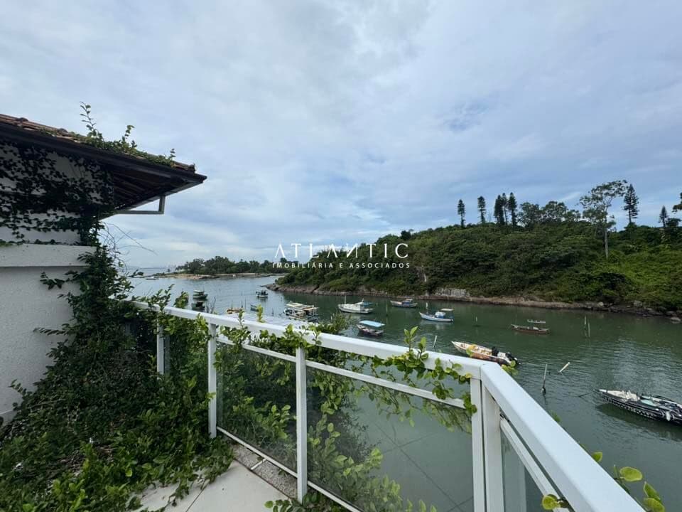 Sobrado em Vila Velha - Praia da Costa