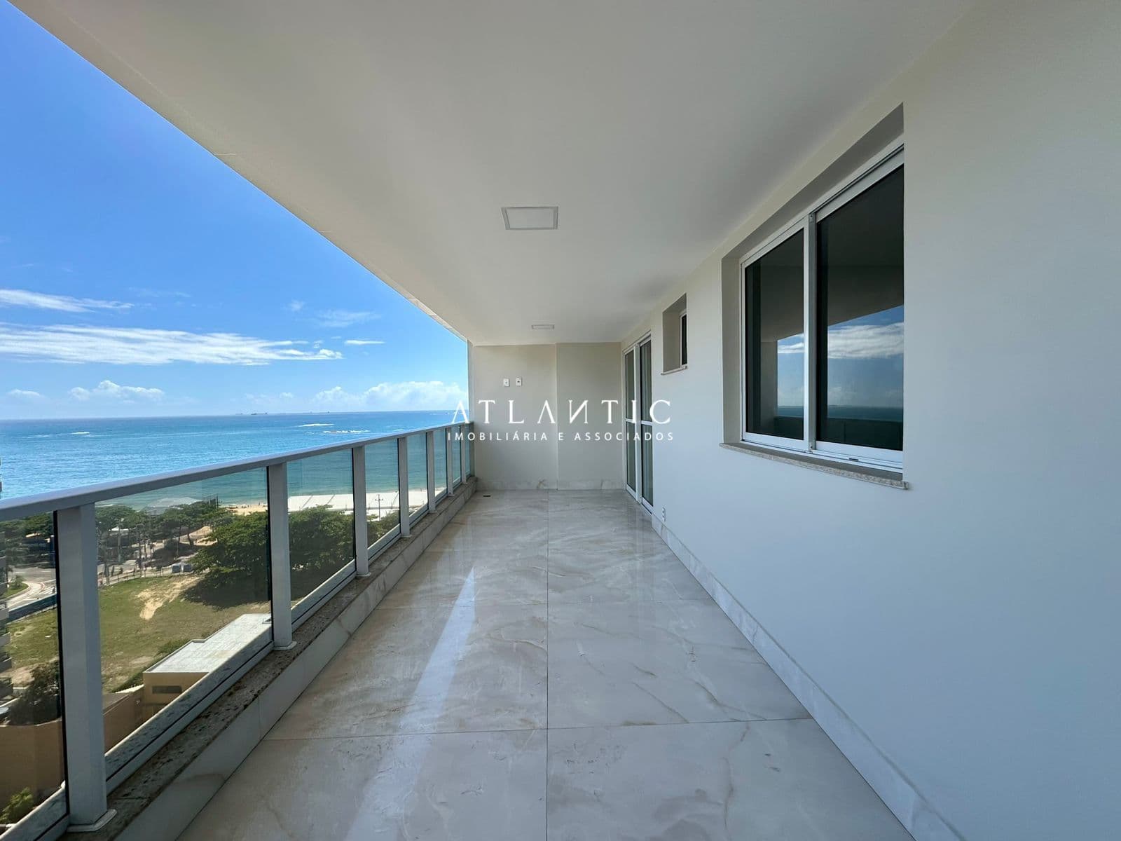 Apartamento Alto Padrão 3 quartos no bairro Praia de Itapuã em Vila Velha/ES