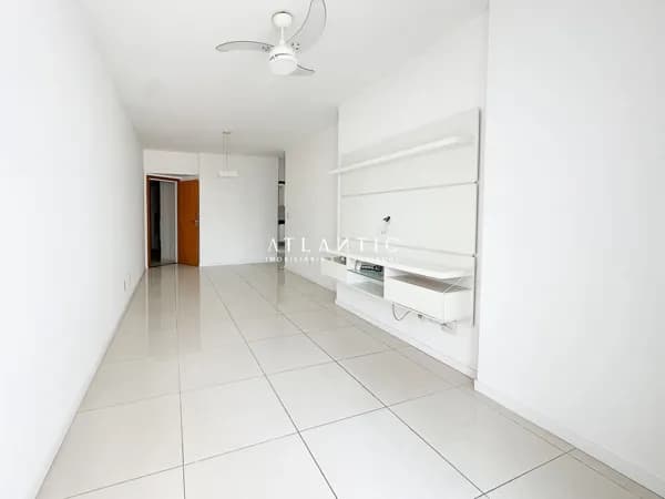 Apartamento no Edifício Porto Ercole com 2 quartos sendo 1 suíte - Praia da Costa - Vila Velha / ES