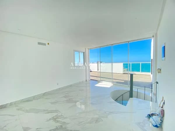 Cobertura Duplex com vista panorâmica para o mar