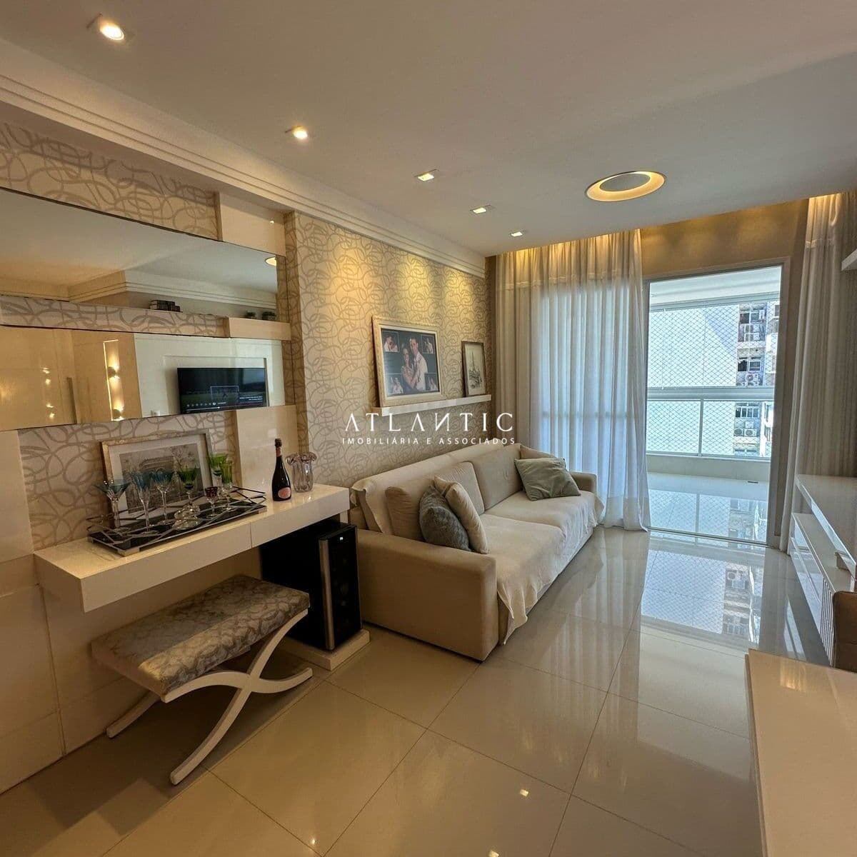 Apartamento no Edifício Léa Motta com 3 quartos e 115 m² - Praia da Costa - Vila Velha / ES