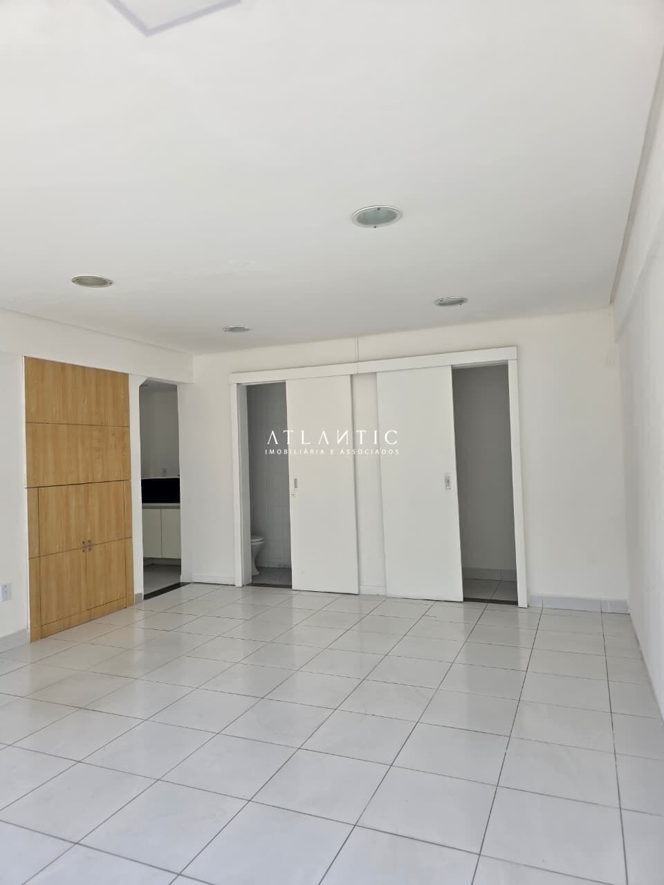 Sala Comercial no bairro Praia de Itaparica em Vila Velha/ES