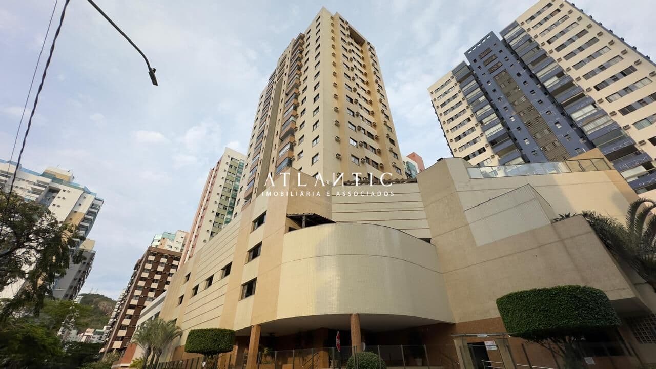 Apartamento 4 quartos com suíte no Parque das Castanheiras - Praia da Costa