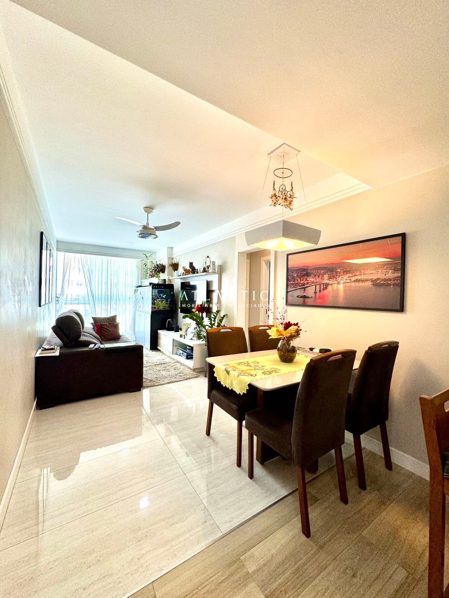 Apartamento 02 quartos a uma quadra do mar em Praia de Itapuã , Vila Velha/ES