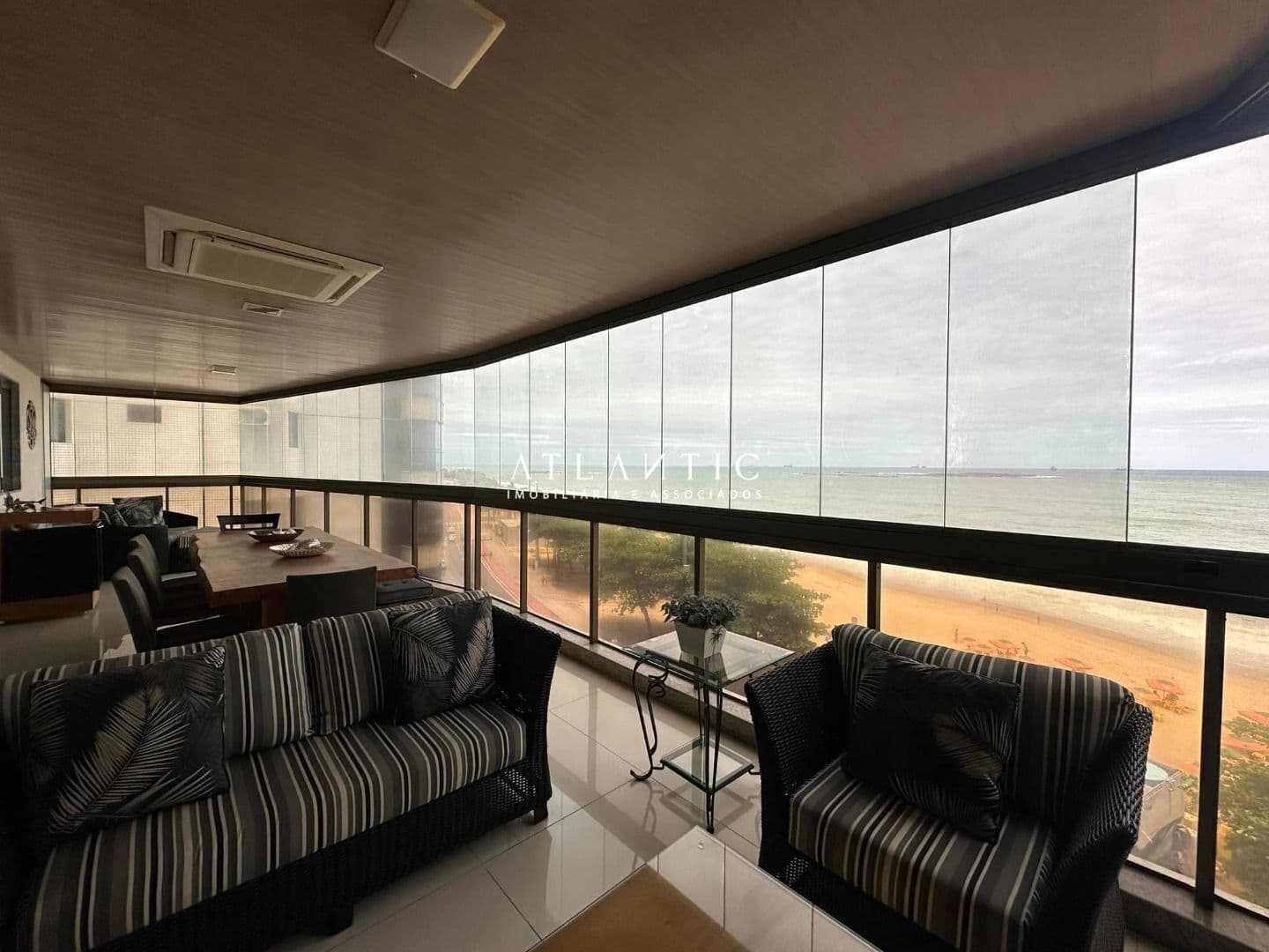 Apartamento com 4 dormitórios à venda, 253 m² - Praia de Itapoã - Vila Velha/ES