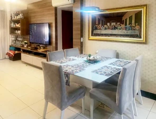 Apartamento no Condomínio Varandas de Itapuã com 2 quartos sendo 1 suíte e 85 m² - Praia de Itapoã - Vila Velha / ES