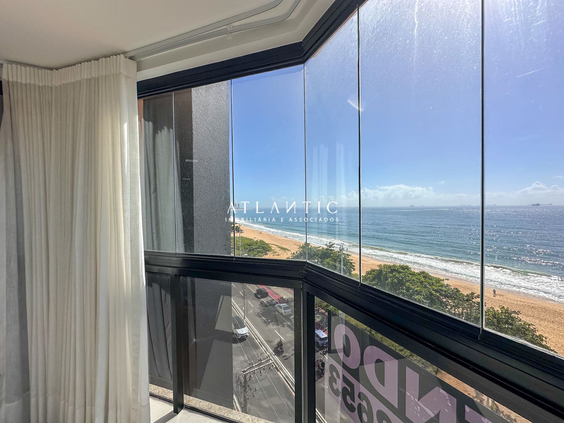 Apartamento no Edifício Atlanta com 1 quarto e 50 m² - Praia de Itaparica - Vila Velha / ES