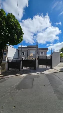 Sobrado à Venda no Lajeado com Quintal e 3 Vagas