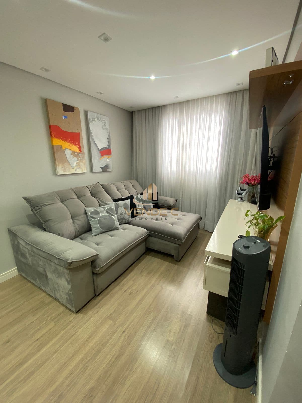 Apartamento à Venda na Cidade Líder com Planejados e Vaga