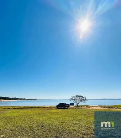 Terreno PÉ NA AREIA na Riviera de Santa Cristina XIII - Setor Marina
