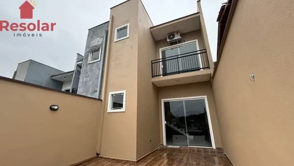 Casa Geminada com 02 suites a venda no bairro Acaraí, São Francisco do Sul/SC