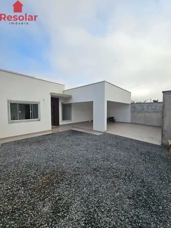 Casa á Venda com 02 quartos sendo 01 suíte com closet no bairro Rocio Grande em São Francisco do Sul/SC