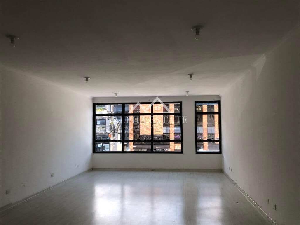 Sala Andar Comercial no Centro de Apoio I em Alphaville