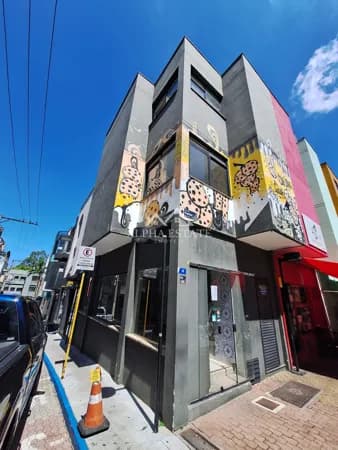 Prédio Comercial no Centro Comercial Alphaville