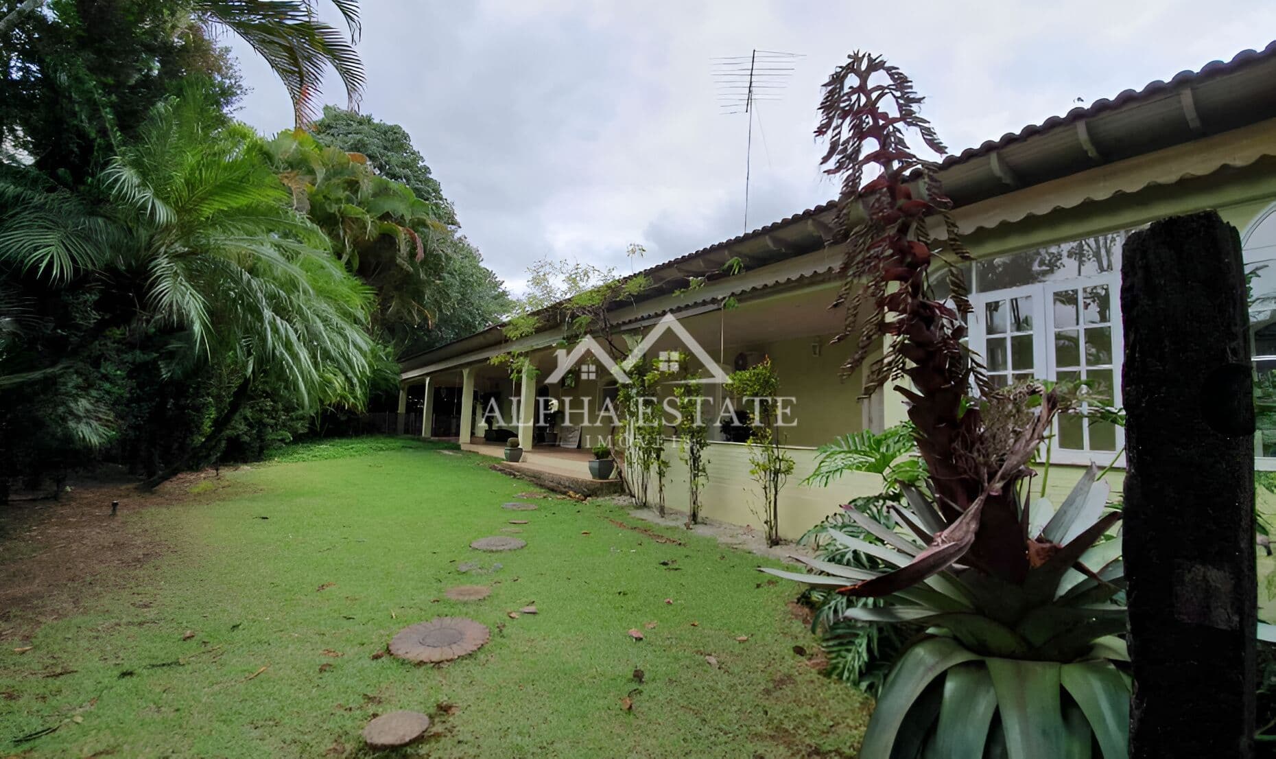 Residencial Alphaville 1