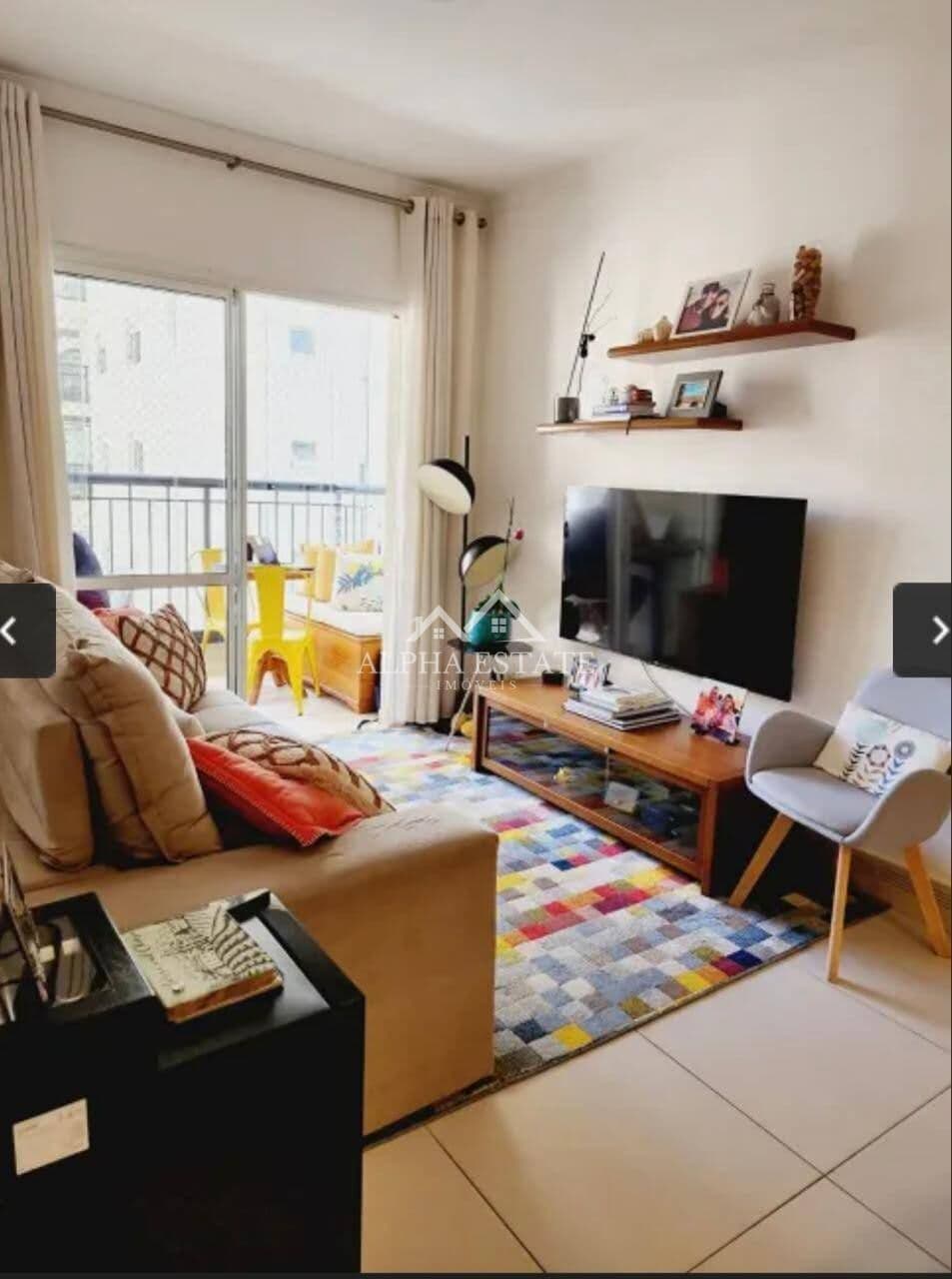 Apartamento em Jardim Tupanci, Barueri