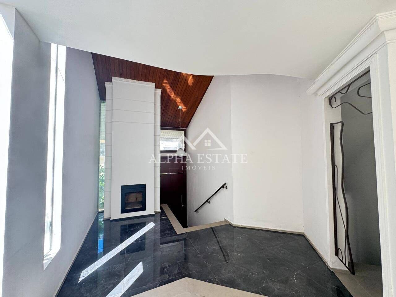 Casa Alto Padrão de Condomínio em Alphaville