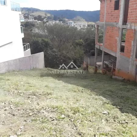 Terreno no Condomínio New Ville
