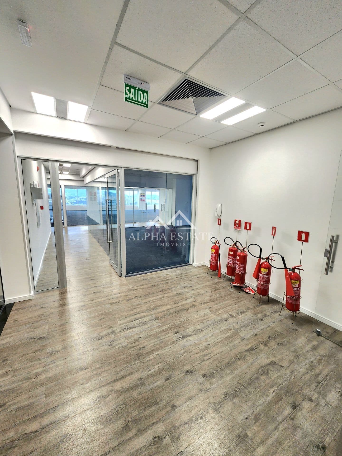 Sala Andar Comercial West Corp