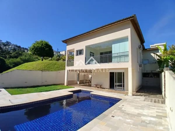 Casa de alto padrão em Alphaville
