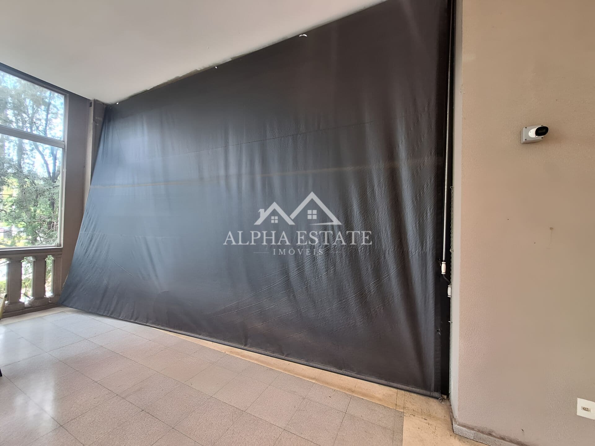 Loja Ponto Comercial em Alphaville