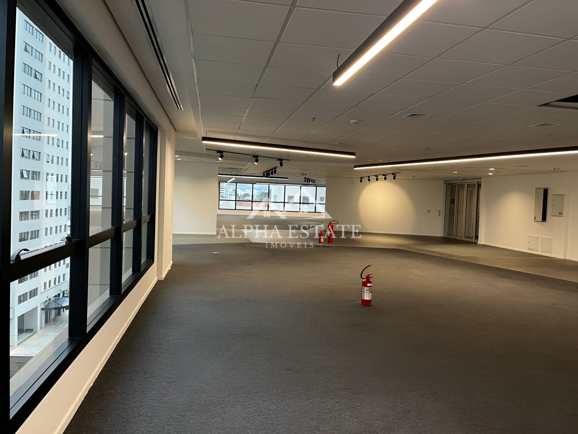 Sala Andar Comercial CEA Corporate
