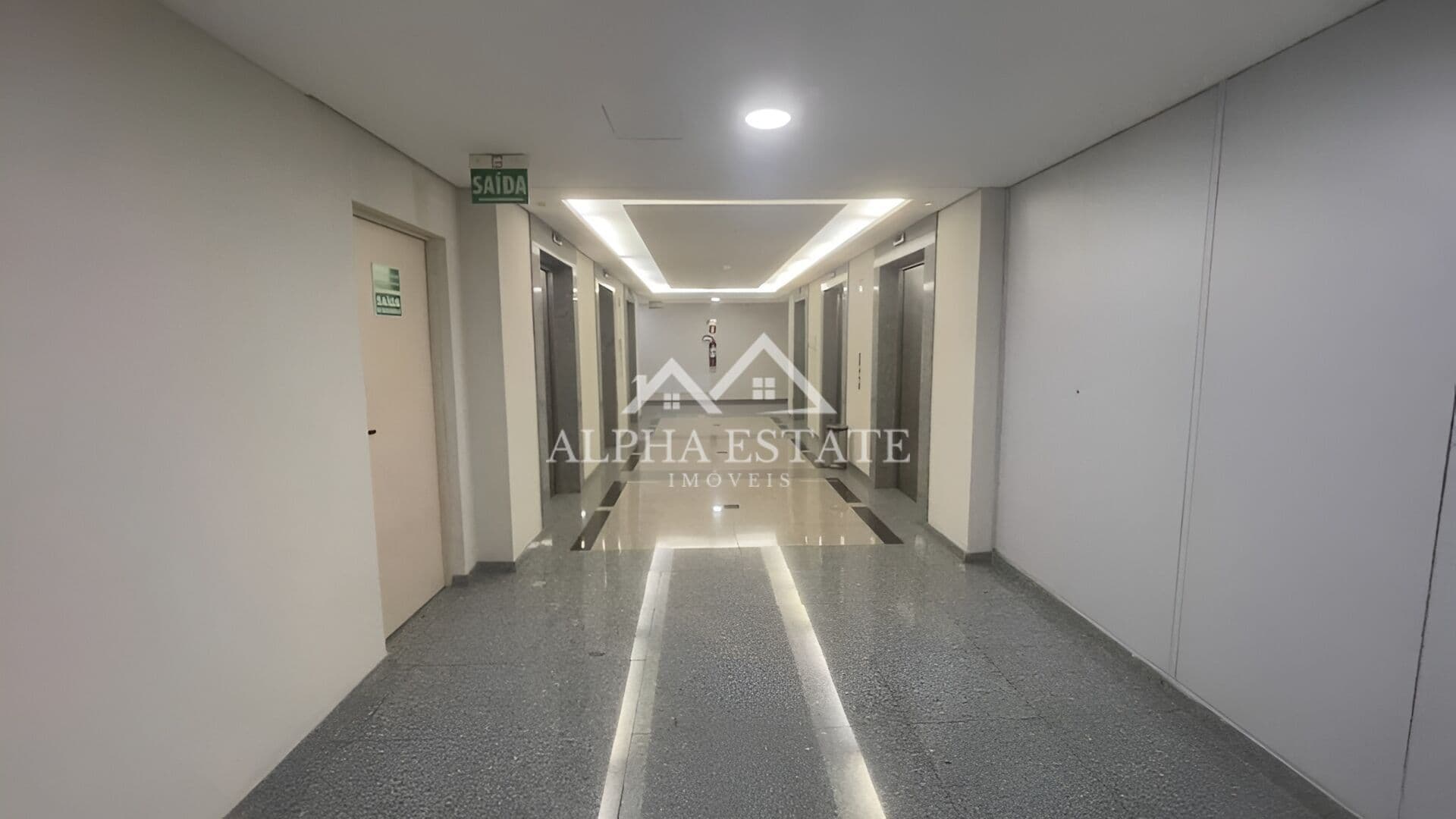 Sala Comercial no Tamboré