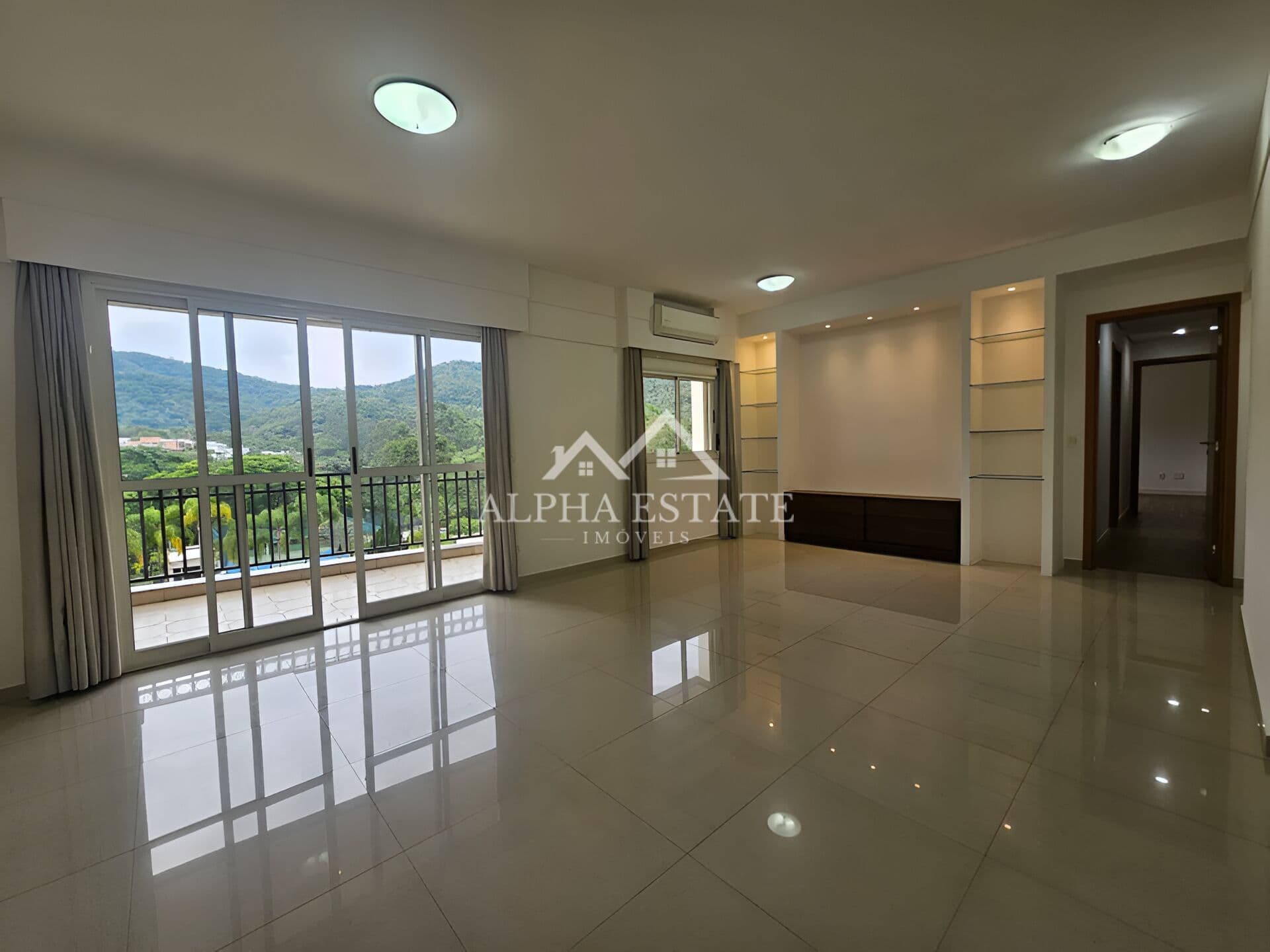 Apartamento de alto padrão para alugar no bairro Tamboré - Santana de Parnaíba/SP