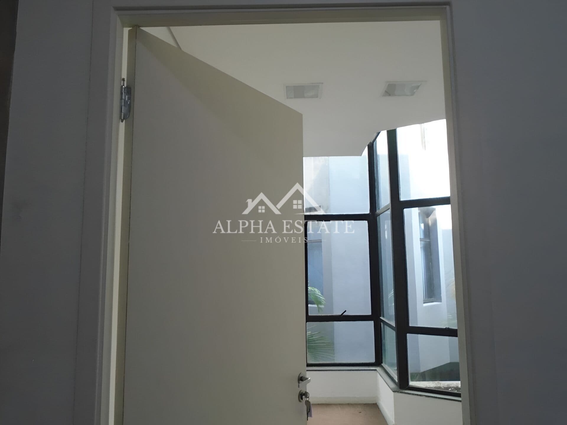 Sala Centro Comercial Alphaville - CCA