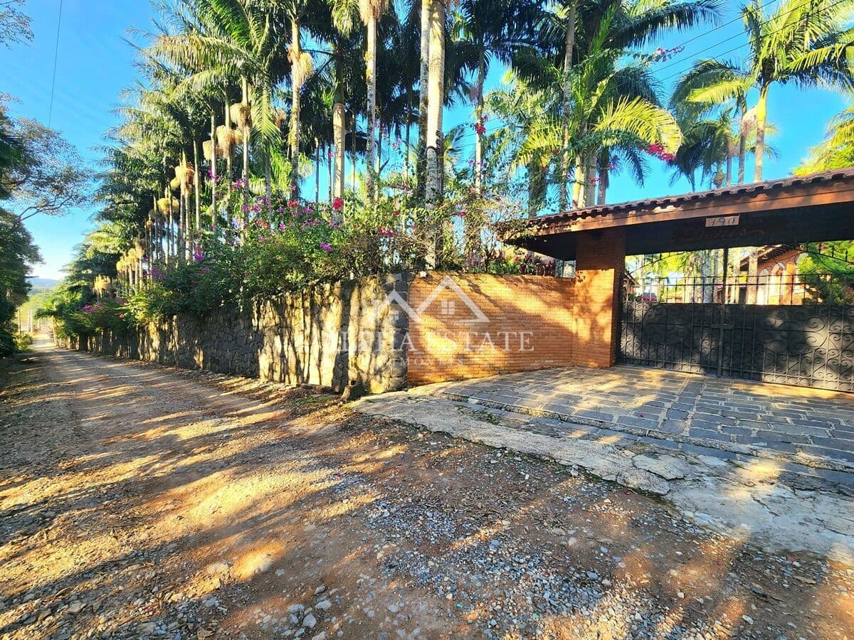 Fazenda/Sítios/Chácaras em São Roque - do Carmo (Canguera)