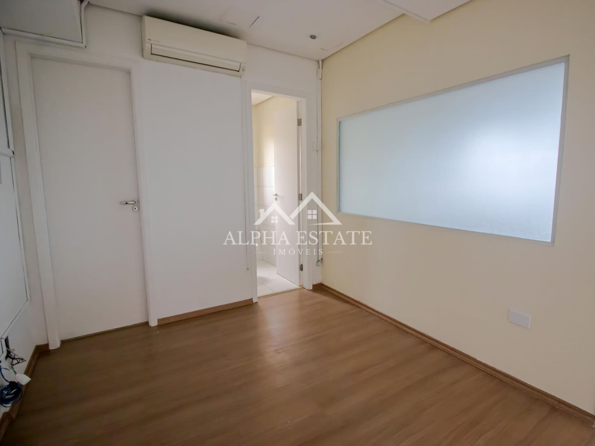 Sala Andar Comercial no Edifício Beta Trade
