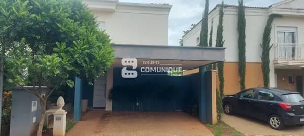 Casa em condomínio