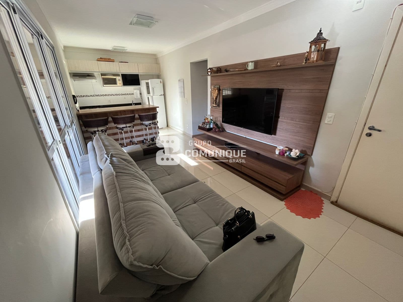 Casa Térrea com 3 Dormitórios e Varanda Gourmet no Condomínio Giardino I