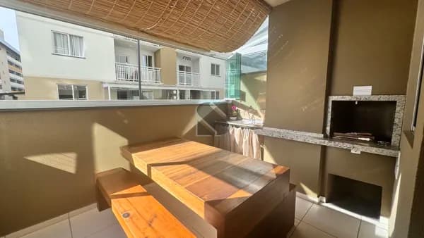 Apartamento Mobiliado Frente Mar com Alto Potencial de Renda