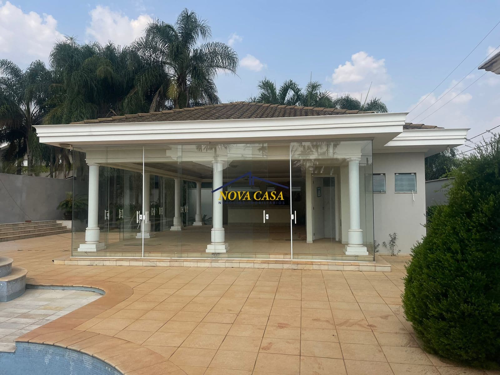 Edícula com Piscina, Condomínio Casalbuono