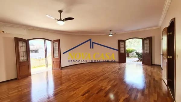 Casa à venda no bairro Centro em Limeira/SP