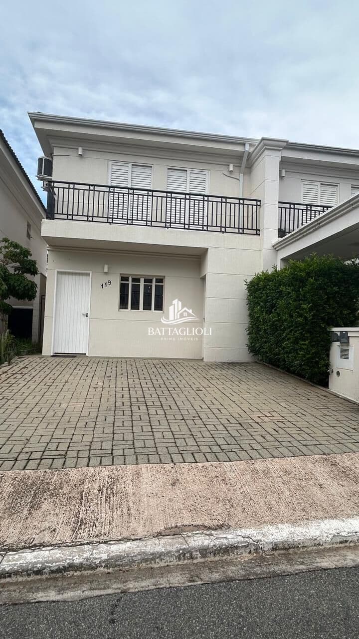 Casa à venda com 3 Quartos, 1 Suite e 2 Garagens- Residencial Thina- Medeiros - Jundiaí-SP