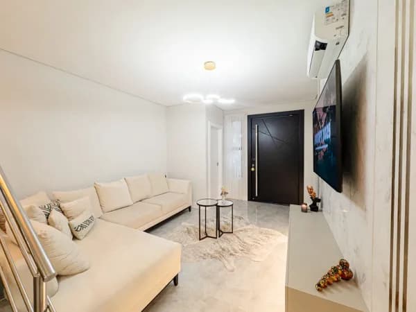Casa Triplex em Bom Retiro, Joinville/SC